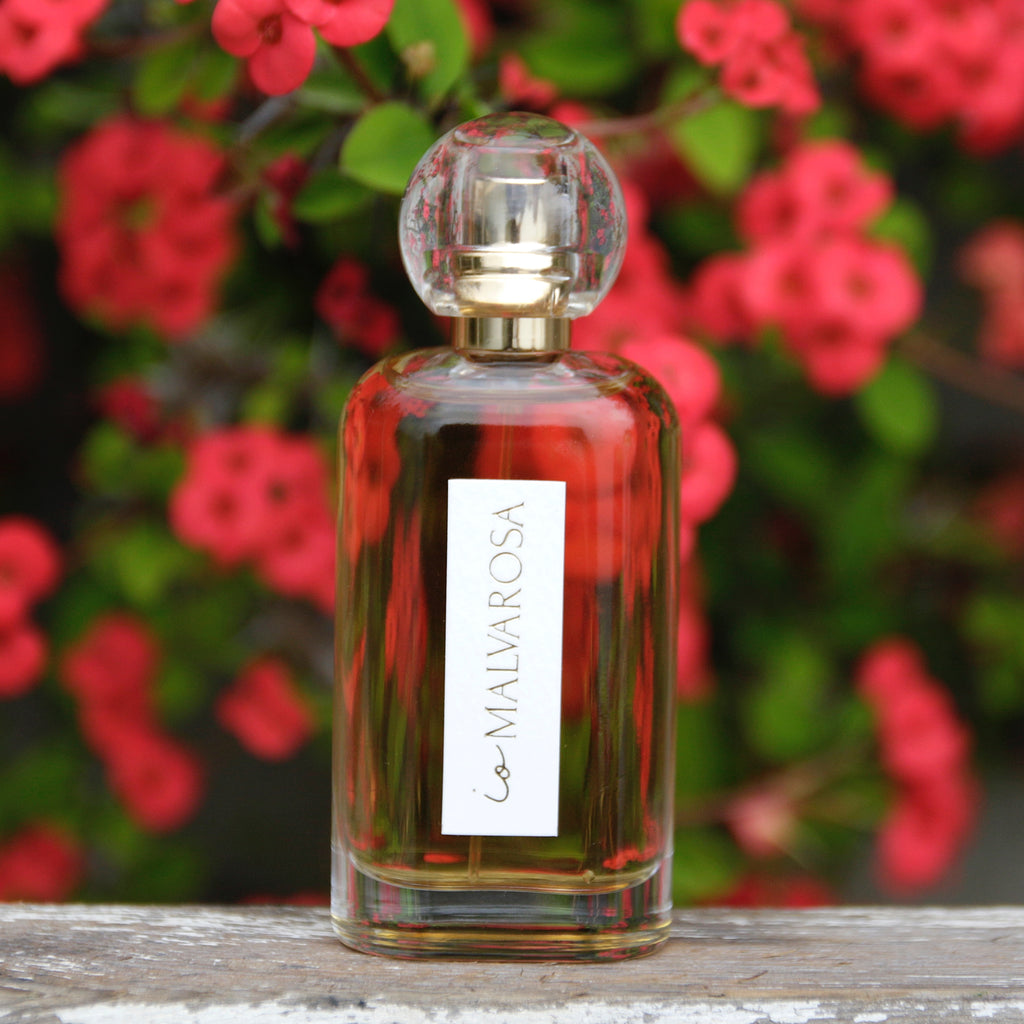 Artisanal floral  evening fragrance perfume with the notes of opium and OUD
